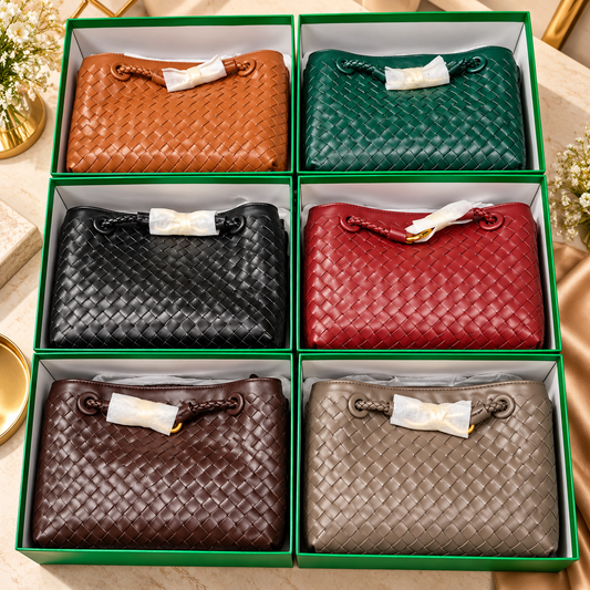 Luxe Woven Shoulder Bag – Elegant Textured Handbag